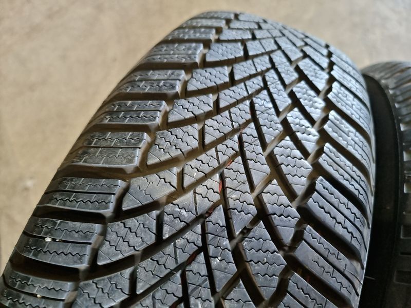 215/65/17 BRIDGESTONE 4бр