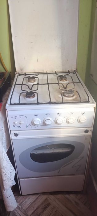 Gaz plita.            .