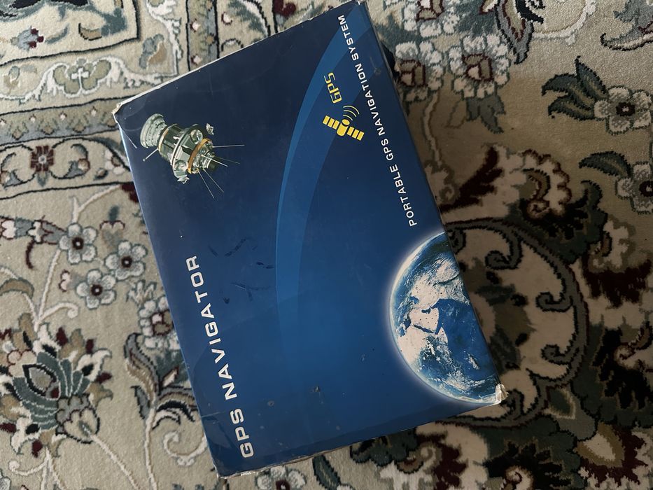 Продам GPS навигатор