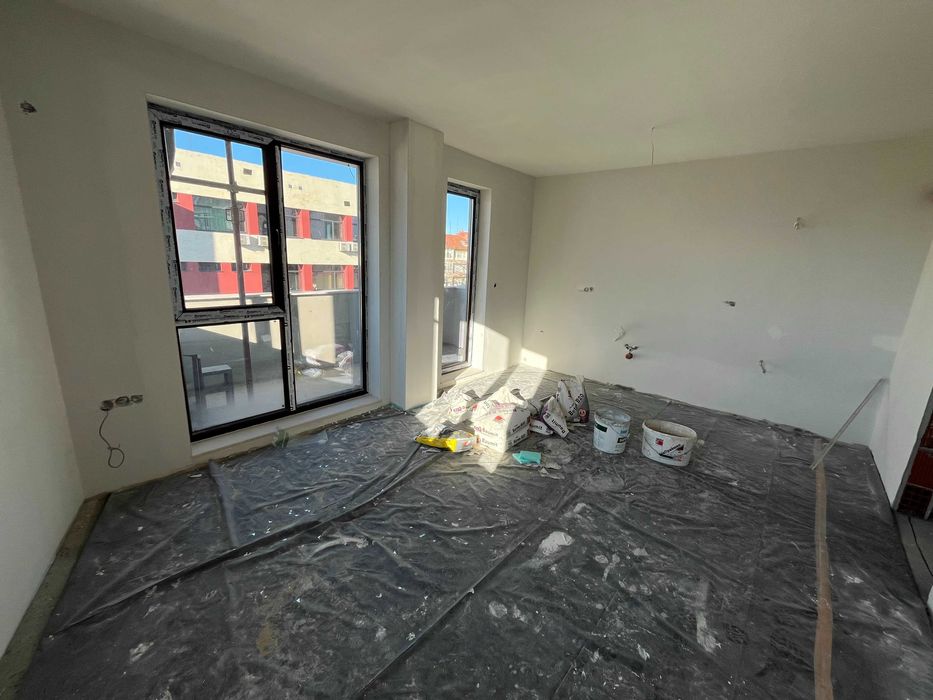 Продава апартамент с две слани до у-ще СУ Екзарх Антим I, Казанлък