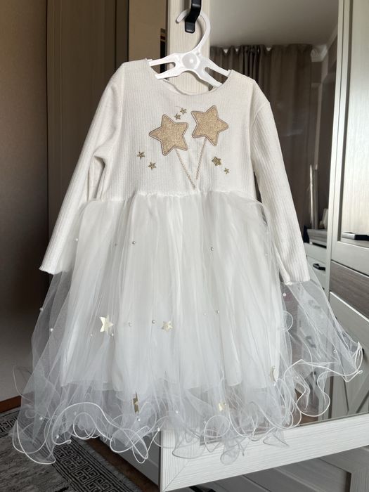 Продам детские платья