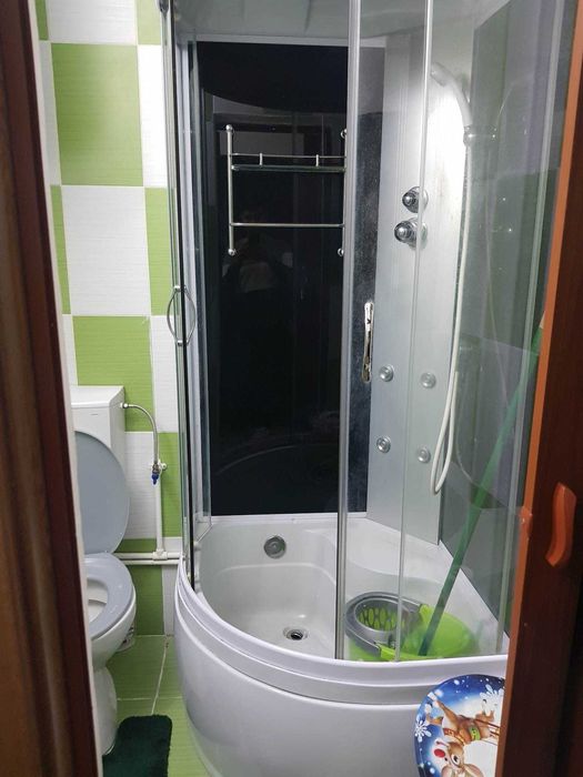 Garsoniera de inchiriat zona Piata Sarbilor