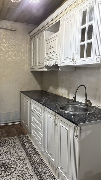 Продается кухонный гарнитур