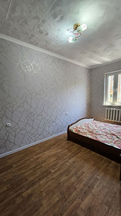 Сергели 2 4/3/9 балкон 1×7 100 м²