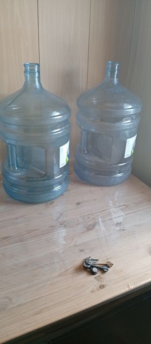 Бутыли 19-ти литровые