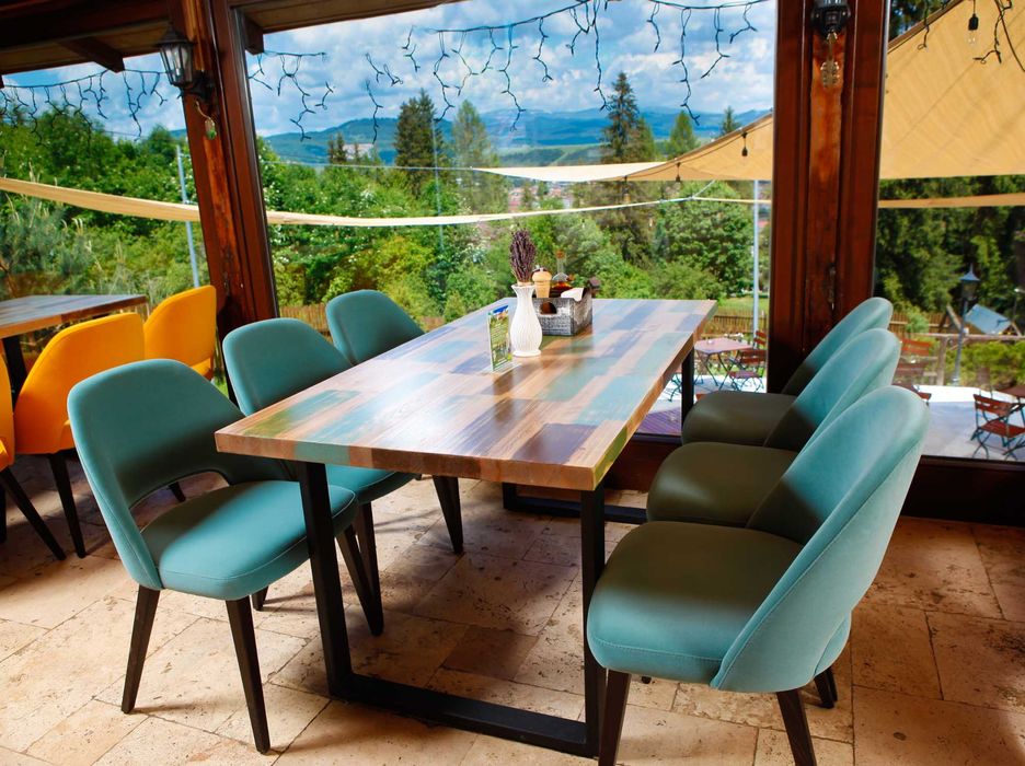 Oportunitate de Investiție – Afacere la Cheie: Cabană și Restaurant în Toplița, între Pârtia de Schi și Ștrandul Banffy