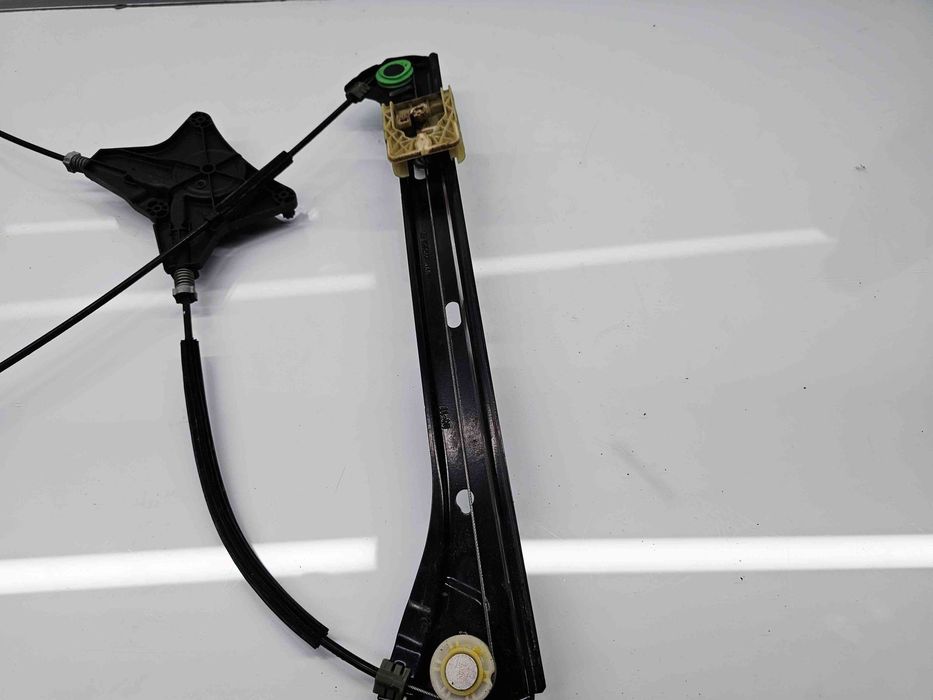 Macara electrica geam dreapta fata Volkswagen Passat B8 (3G2) [Fabr 20