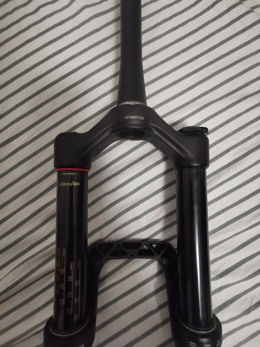 Вилка Rock shock Domain RC 29 170mm