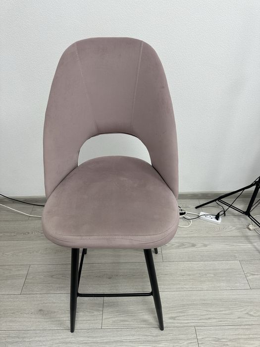 Барный стул для бровиста/визажиста