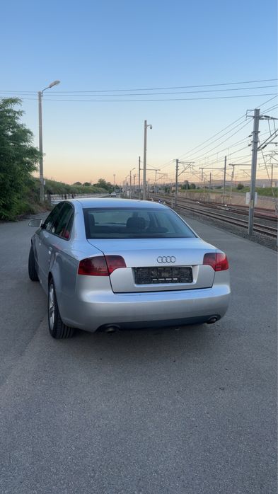 Audi A4 B7.