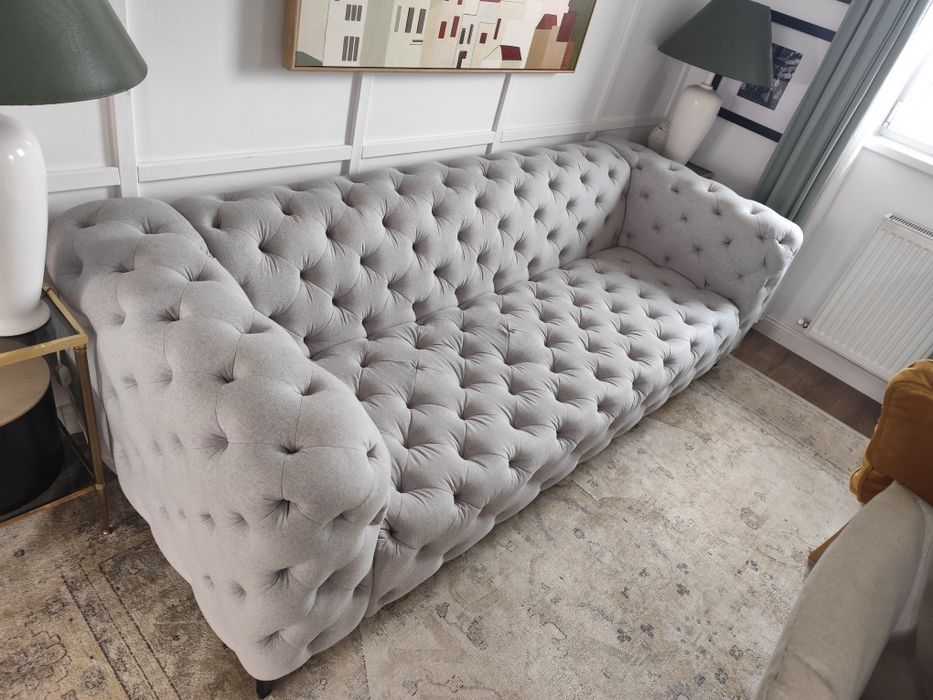 Canapea moderna de 3 locuri