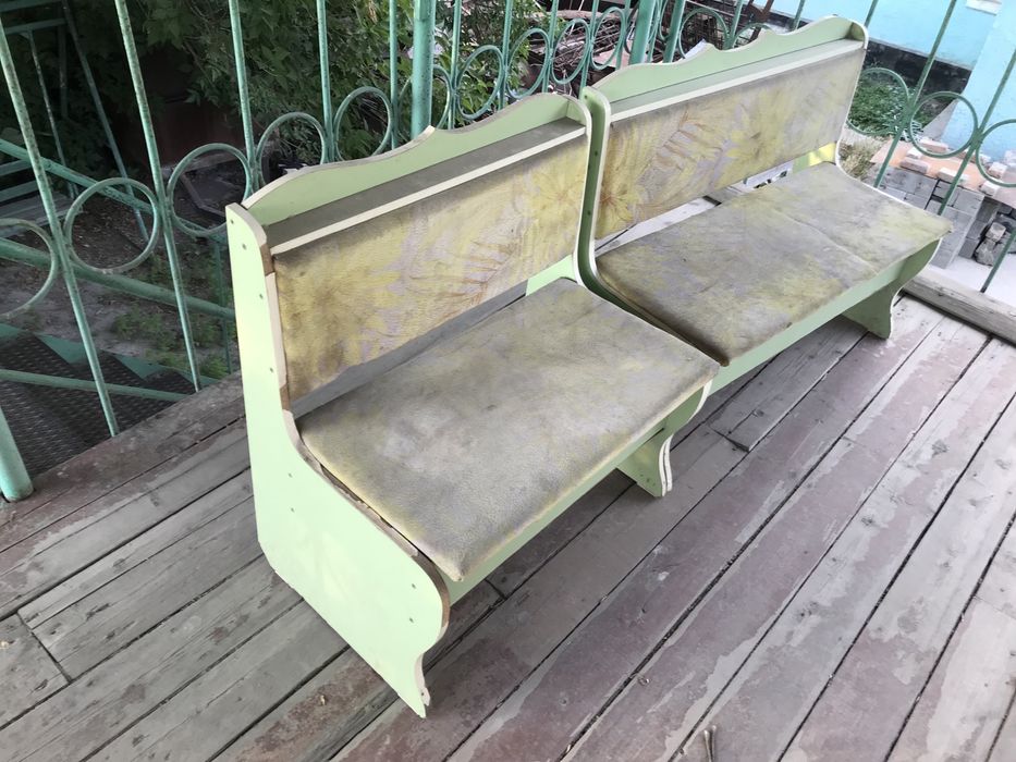 Продается кухонные стулья