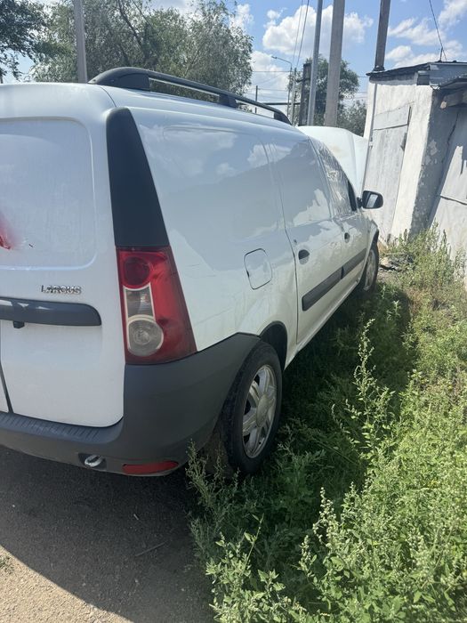 Продам Ладу Ларгус по запчестям