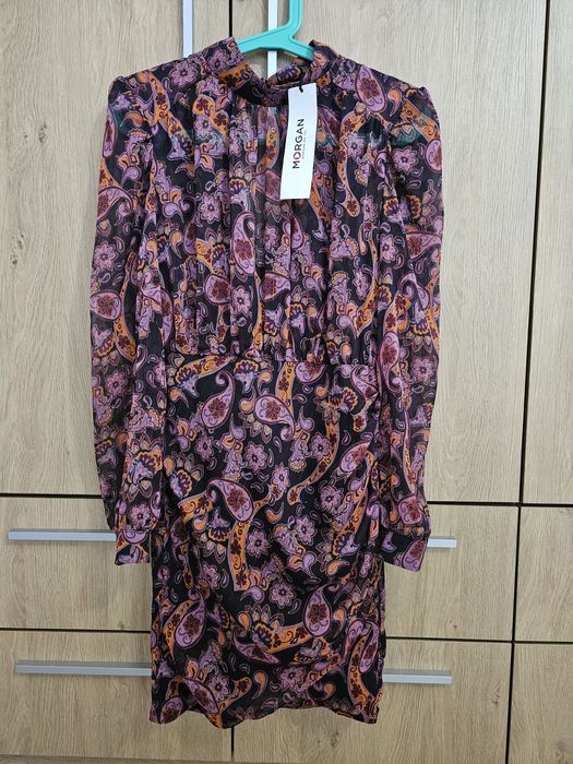 Рокля Morgan с дълъг ръкав