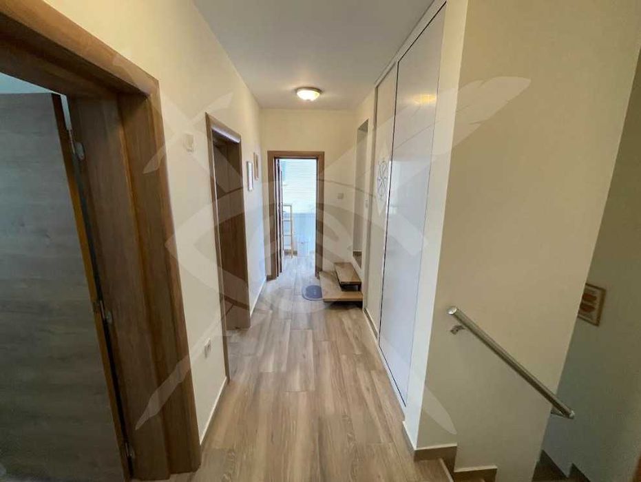 Къща - кв. Сарафово