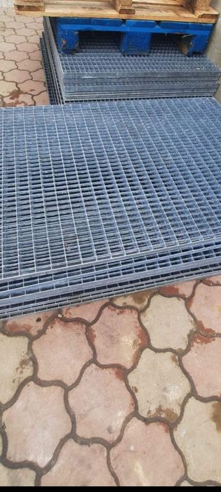 Scari zincate și gratare