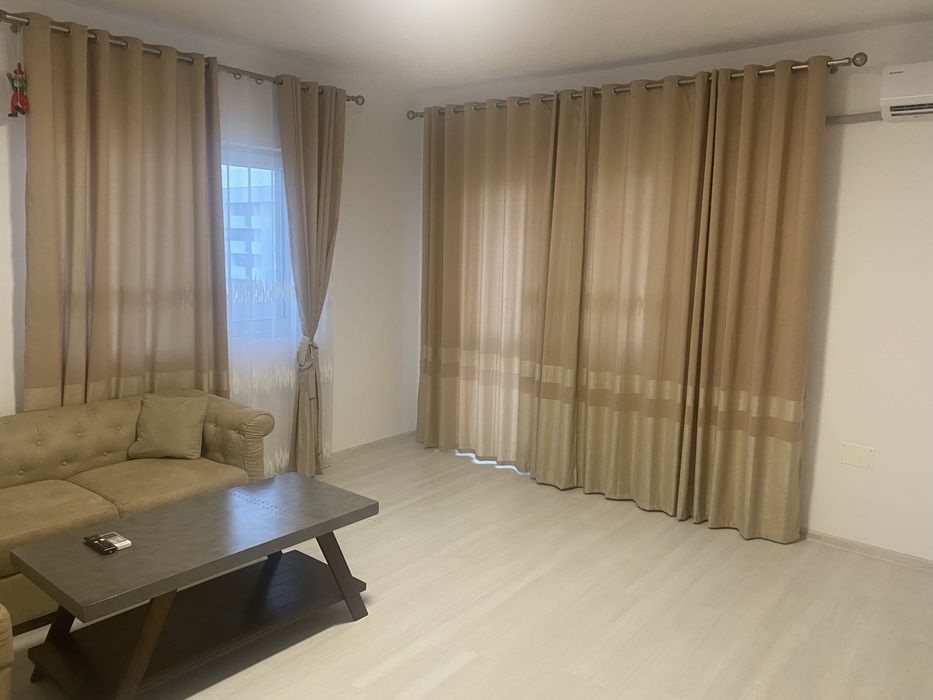 Apartament grand kristal 4 camere foarte spatios