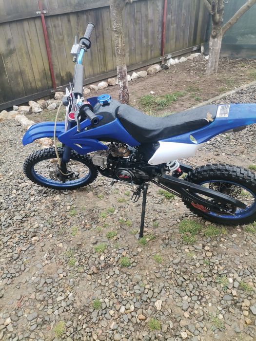 Vând motor 155 cc