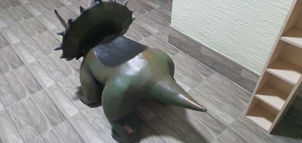 Динозавр Трицератопс