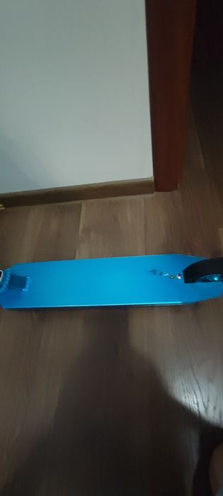 Самокат синий,черный