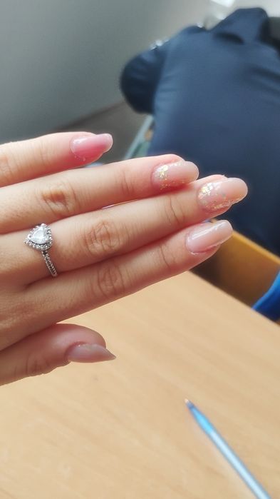 Manichiura și pedichiura