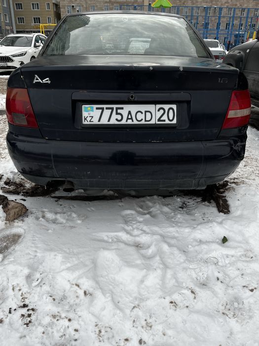 Audi A4 1.6 механика