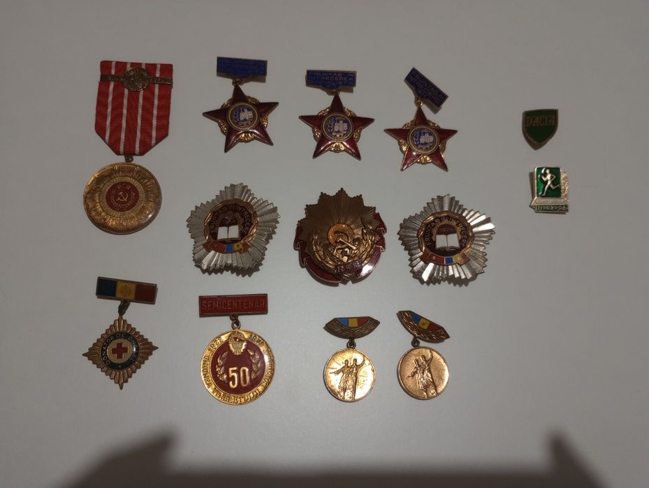 INSIGNE militare si nu numai