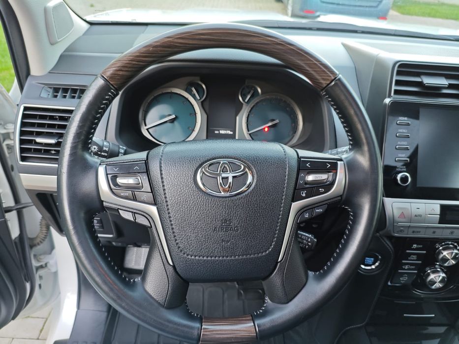 Toyota Land Cruiser 2023