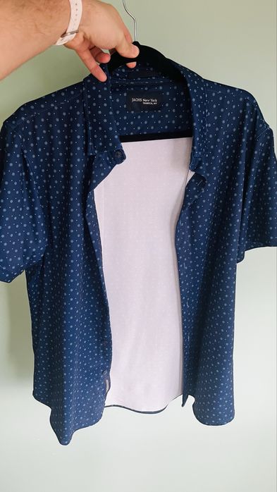 Синя риза с къс ръкав