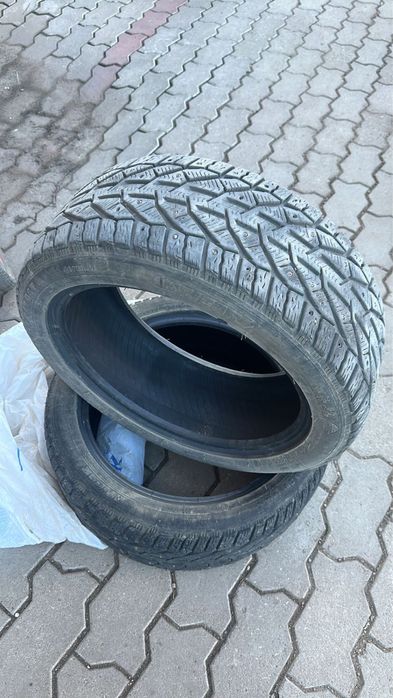 Продам зимние шины