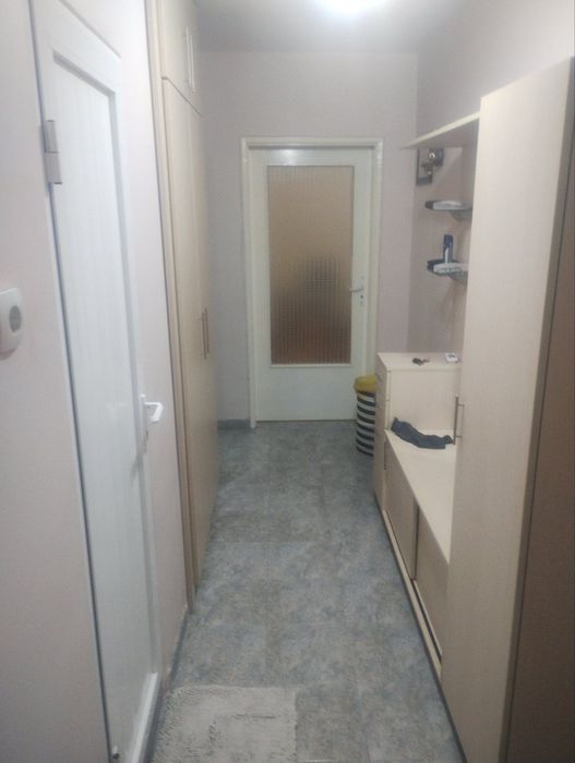 ПРОДАВА СЕ Тристаен апарт