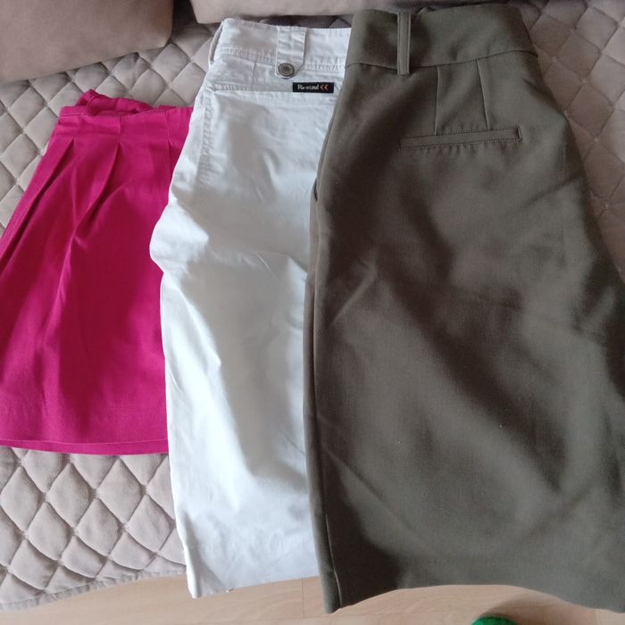 Шорты отдам 42-44раз