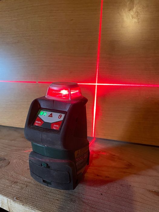 Laser bosch pll300