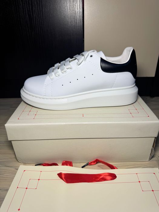 ЧИСТО НОВИ! Alexander McQUEEN Sneakers
