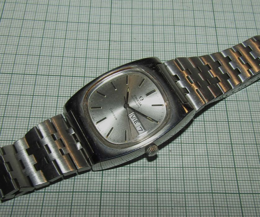 Мъжки часовник Omega Geneve, самонавиващ автомат
