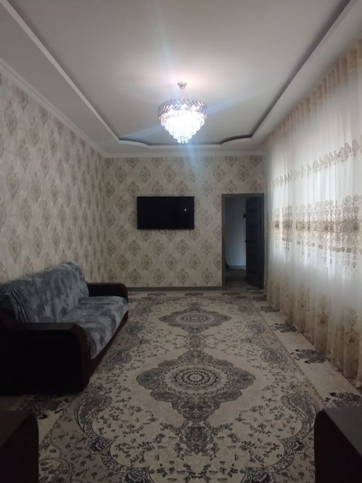 Ховли уй сотилади.