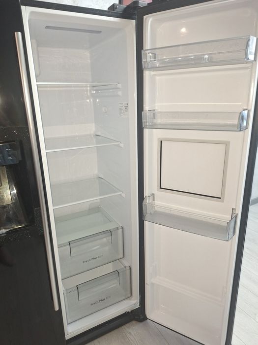 Хладилник  с две врати