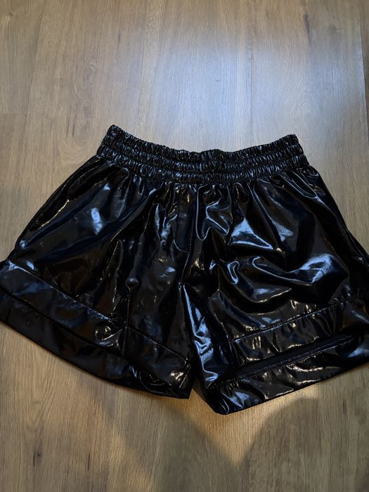 Лачени къси панталони nikole collection