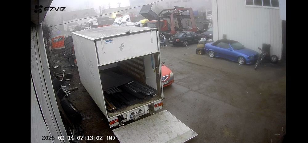 Cub Iveco Ford Nissan  Mercedes depozit  garaj 450-5m lift 750-1000 kg