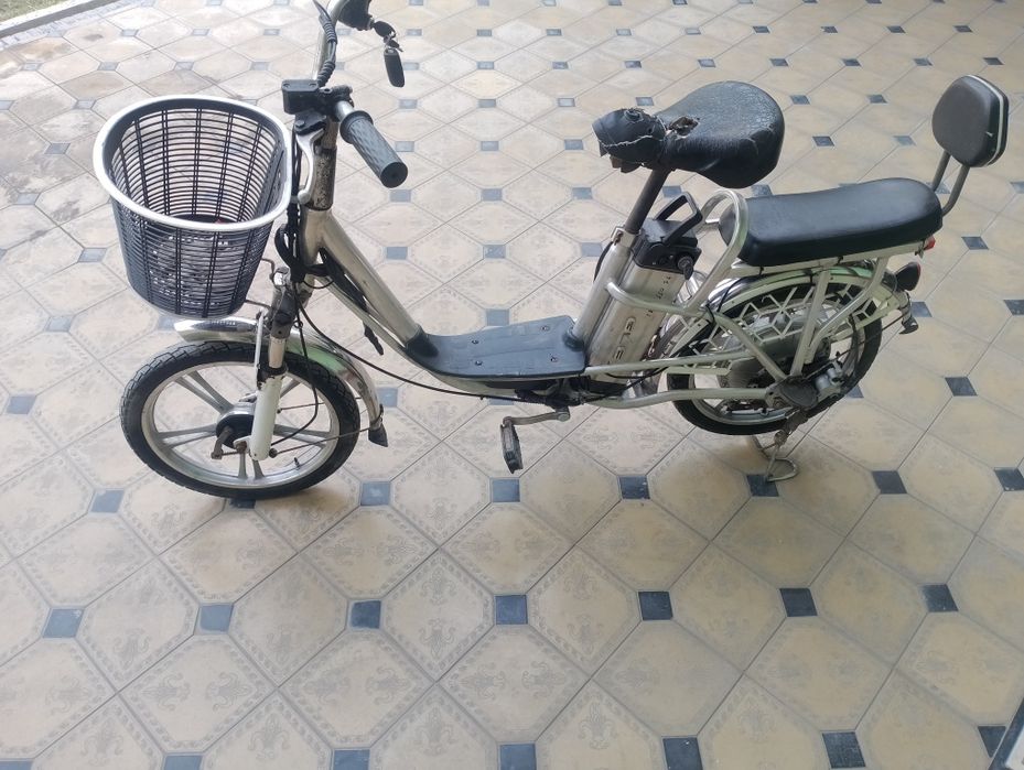 s k u t e r rangi oq