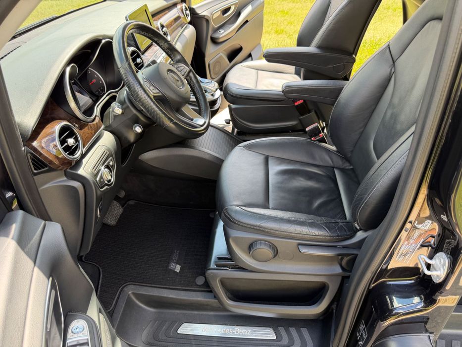 Mercedes V250 Avantgarde ExtraLung 2017 7 Locuri 160.000 Km !!!