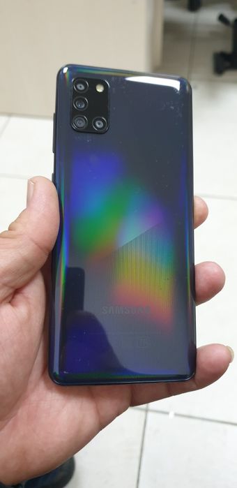 Продам Samsung A31, 4/64