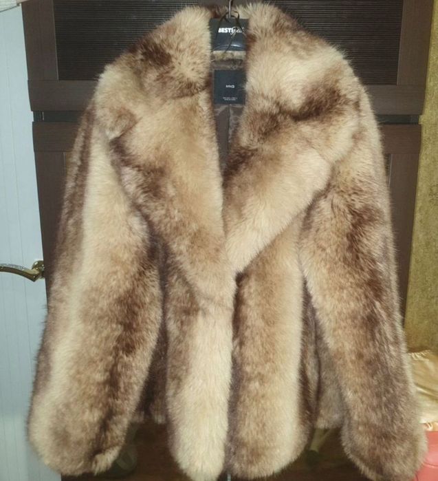 Шуба MANGO искусственная лиса