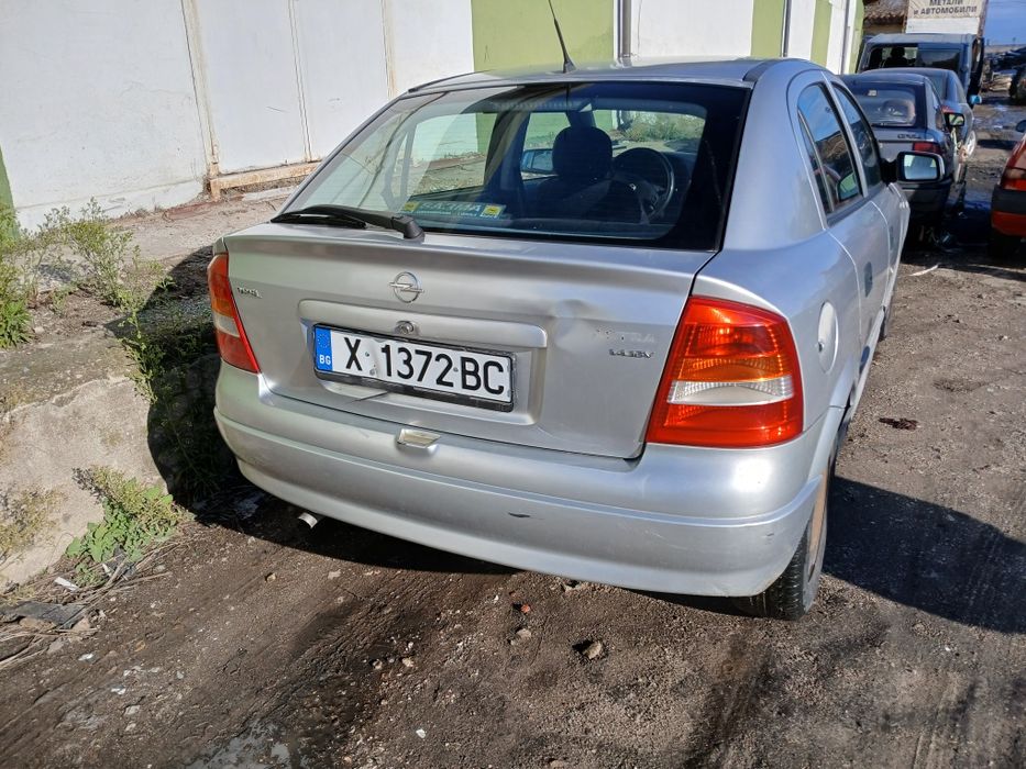 Opel astra 1.4i 2000g.