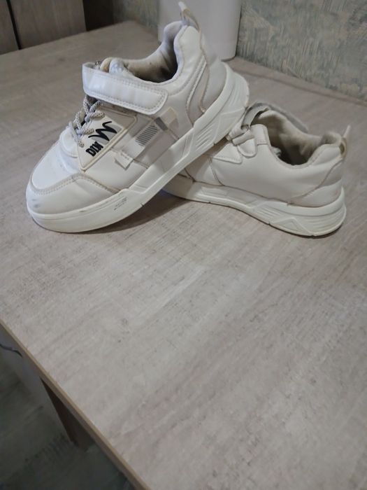 Продаётся детская обувь