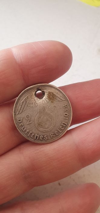 Продам монета ,хороши колекционер,серебро