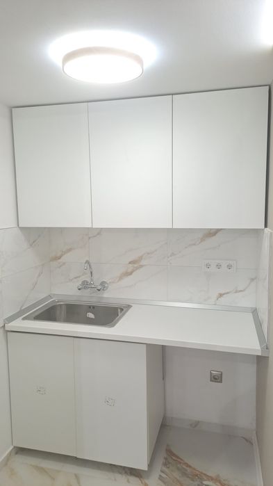 Дава се под наем Магазин в Варна, Базар Левски - 25 кв.м за 229.5 € - Снимка #4