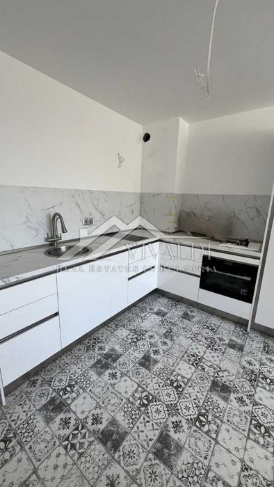 Продава се Двустаен апартамент в Варна, Младост 1 - 66 кв.м за 1043 €/кв.м - Снимка #1