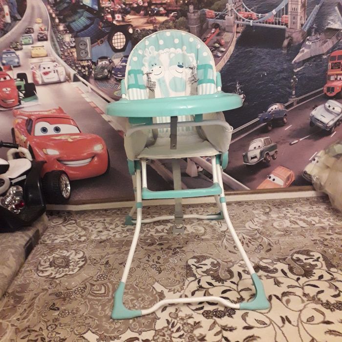 Детский стульчик для кормления
