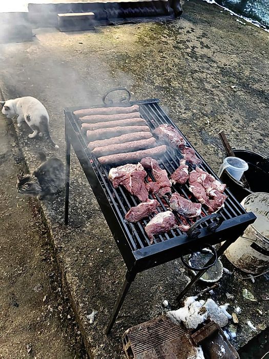 Скара на дървени въглища ръчна изработка